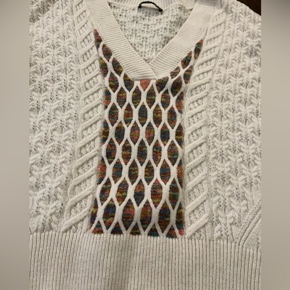 Black tape Branded ladies knit Sweater - Picture 5 of 5